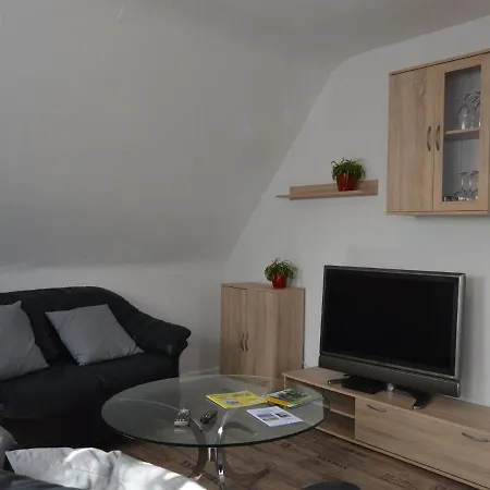 Cozy Apartment In Rees With Free Wifi Exterior photo